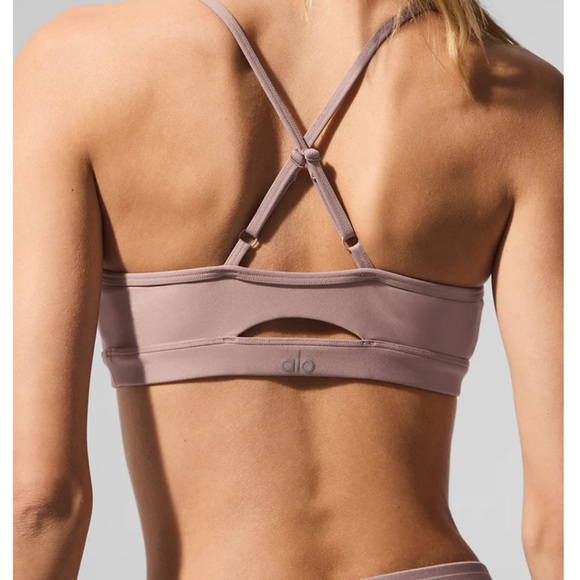 ALO Yoga Bra AND Leggings Set in Taupe - Picture 5 of 13